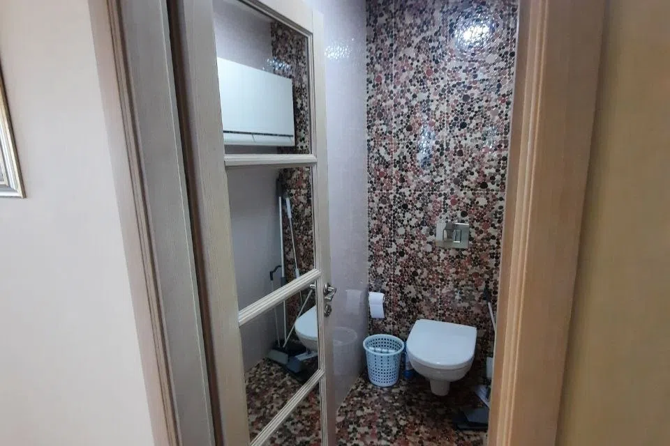 Сдаётся 3-комнатная квартира, 106 м²