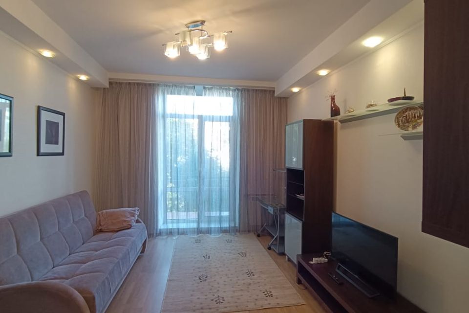 Сдаётся 2-комнатная квартира, 59.2 м²