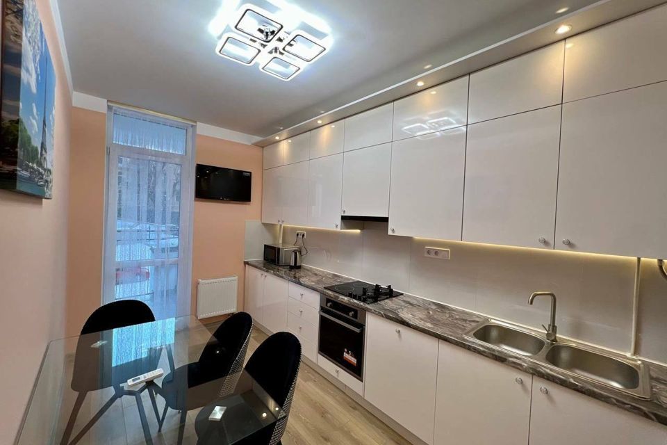 Сдаётся 1-комнатная квартира, 37 м²