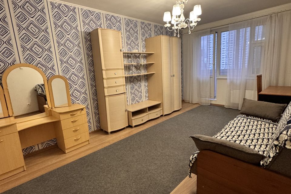 Сдаётся 2-комнатная квартира, 60.2 м²