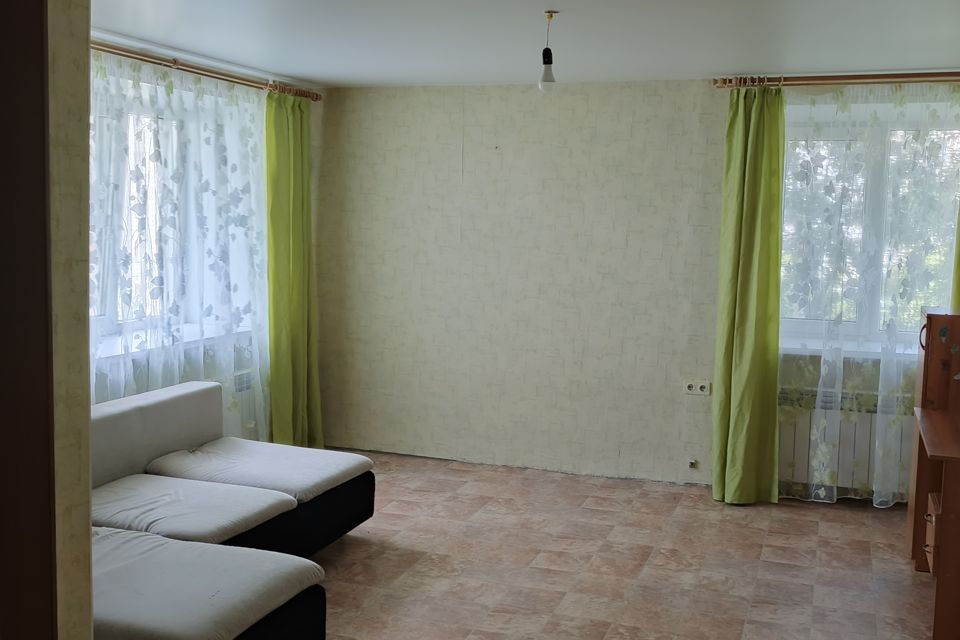 Сдаётся 2-комнатная квартира, 62 м²