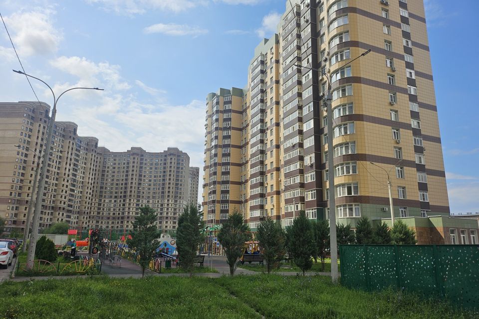 Сдаётся 1-комнатная квартира, 40.7 м²