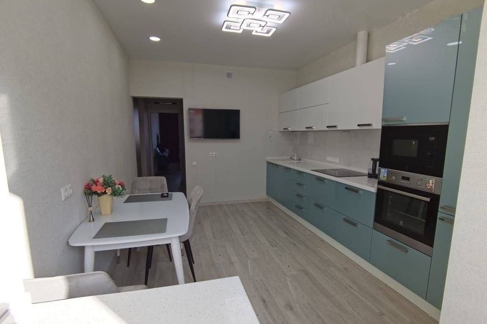 Сдаётся 1-комнатная квартира, 40 м²