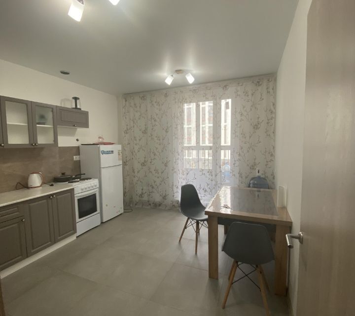 Сдаётся 1-комнатная квартира, 37 м²