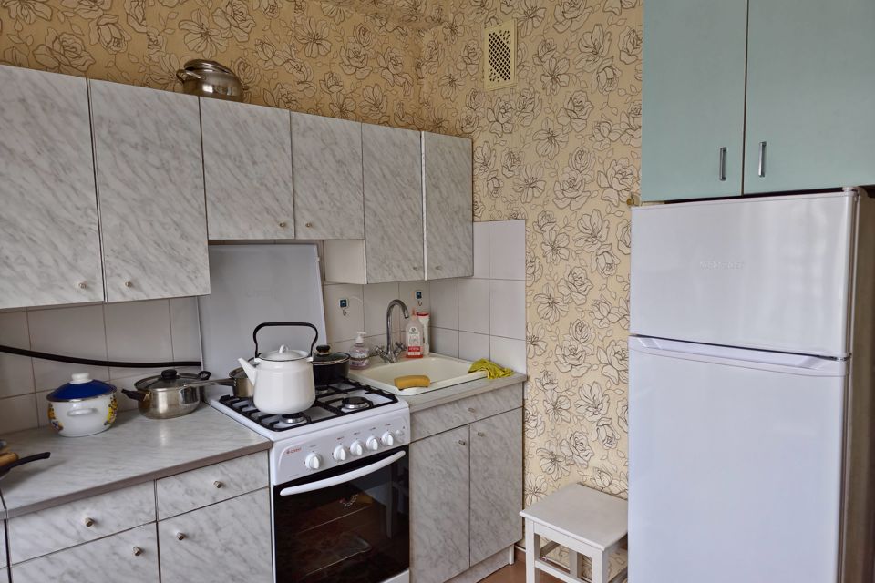Сдаётся 3-комнатная квартира, 57.2 м²