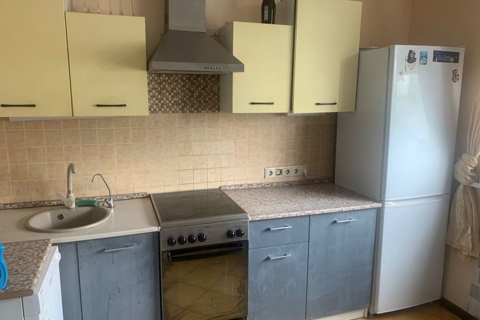 Сдаётся 2-комнатная квартира, 62 м²