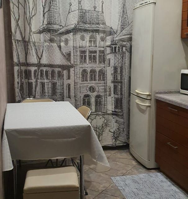 Сдаётся 2-комнатная квартира, 54 м²