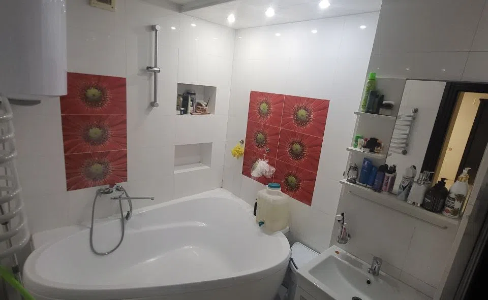 Сдаётся 3-комнатная квартира, 72.3 м²
