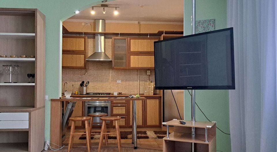 Сдаётся 1-комнатная квартира, 42 м²