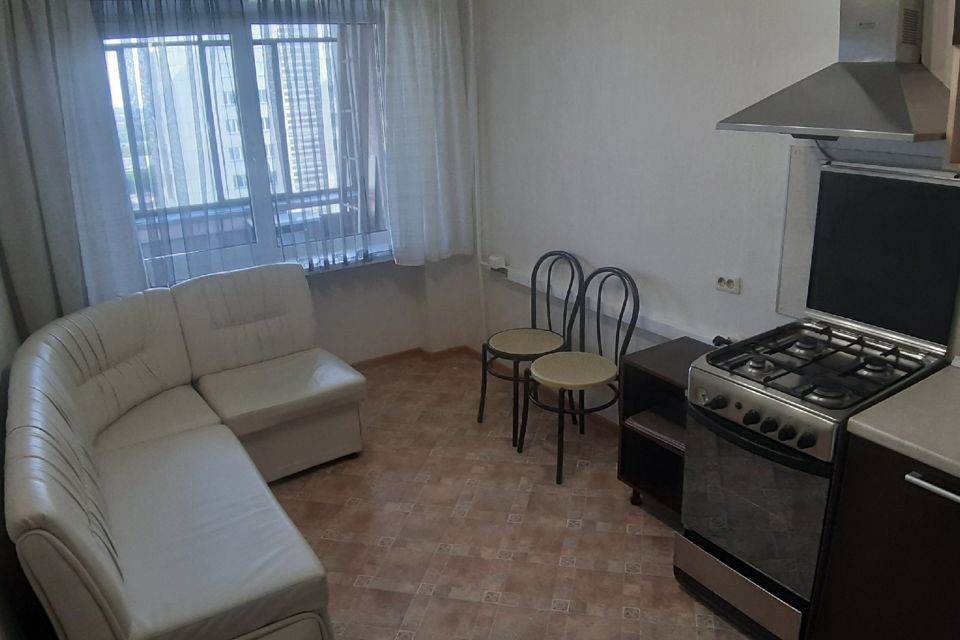 Сдаётся 1-комнатная квартира, 35 м²