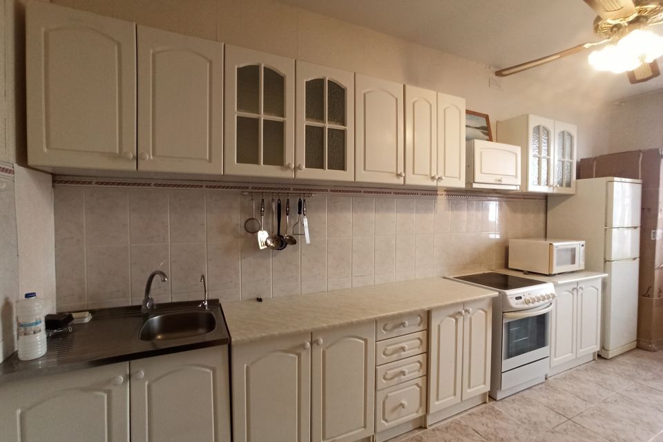 Сдаётся 2-комнатная квартира, 86.7 м²