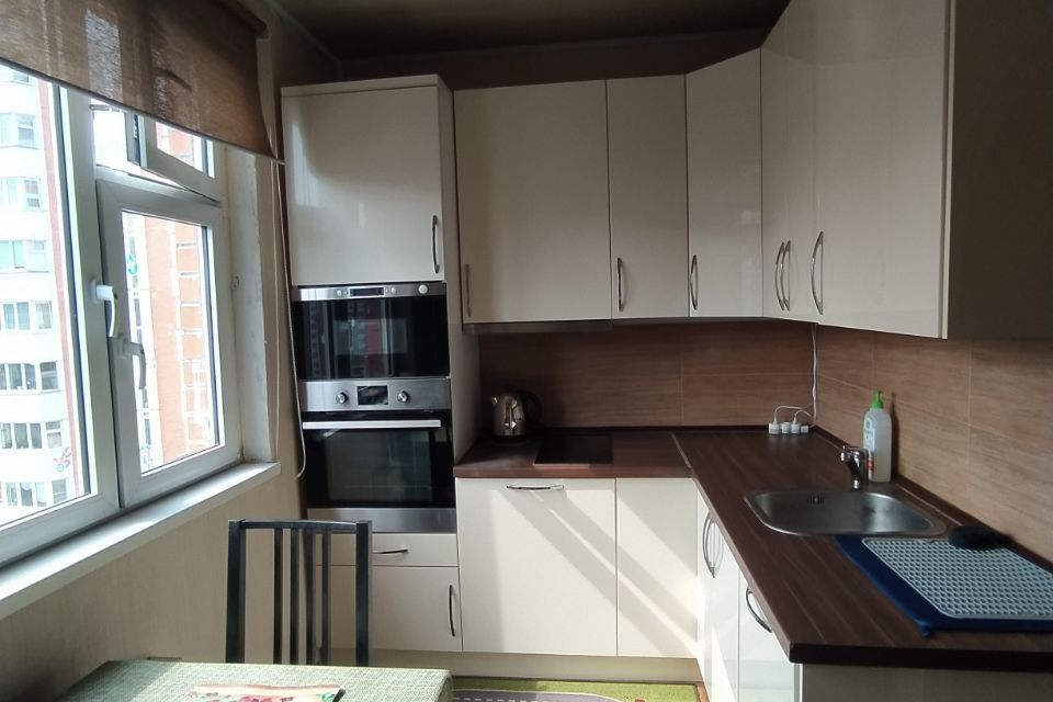 Сдаётся 1-комнатная квартира, 38 м²