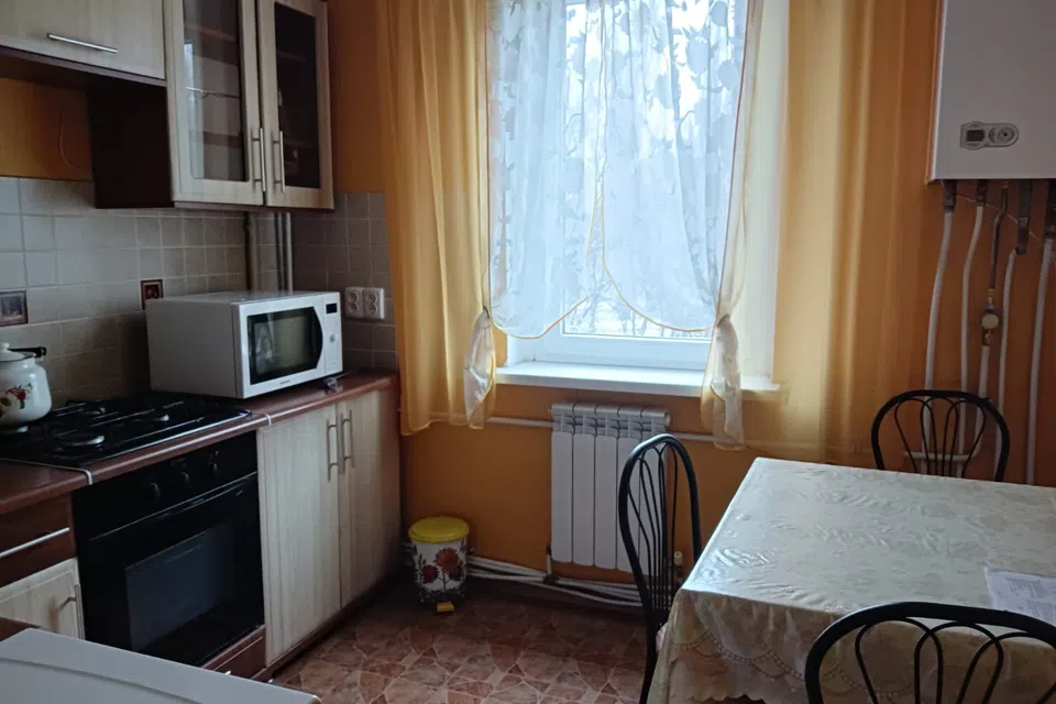 Сдаётся 2-комнатная квартира, 50 м²