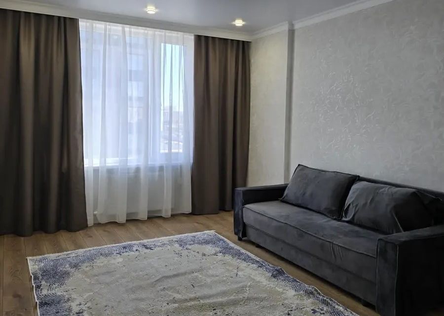 Сдаётся 1-комнатная квартира, 43 м²