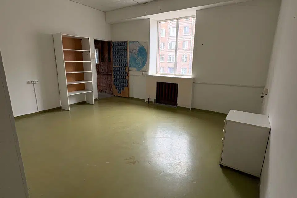 Сдаётся помещение своб. назначения, 192.8 м²