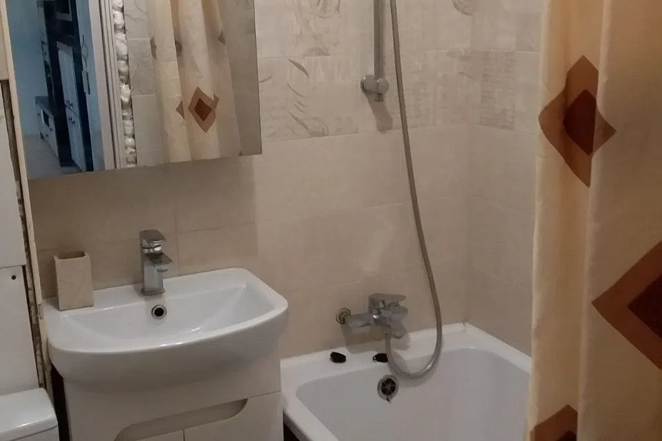 Сдаётся 3-комнатная квартира, 70 м²