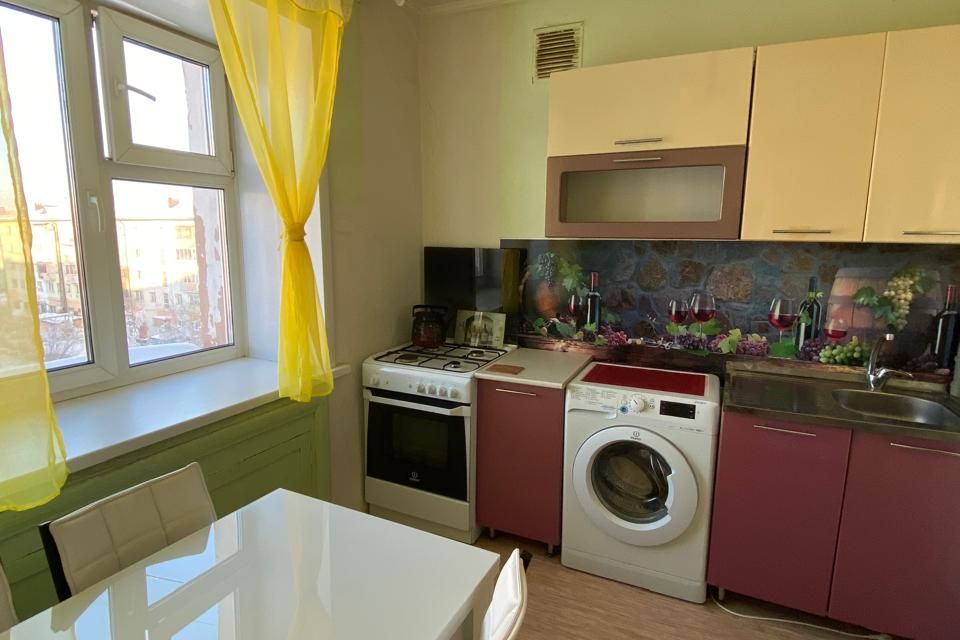 Сдаётся 2-комнатная квартира, 47 м²