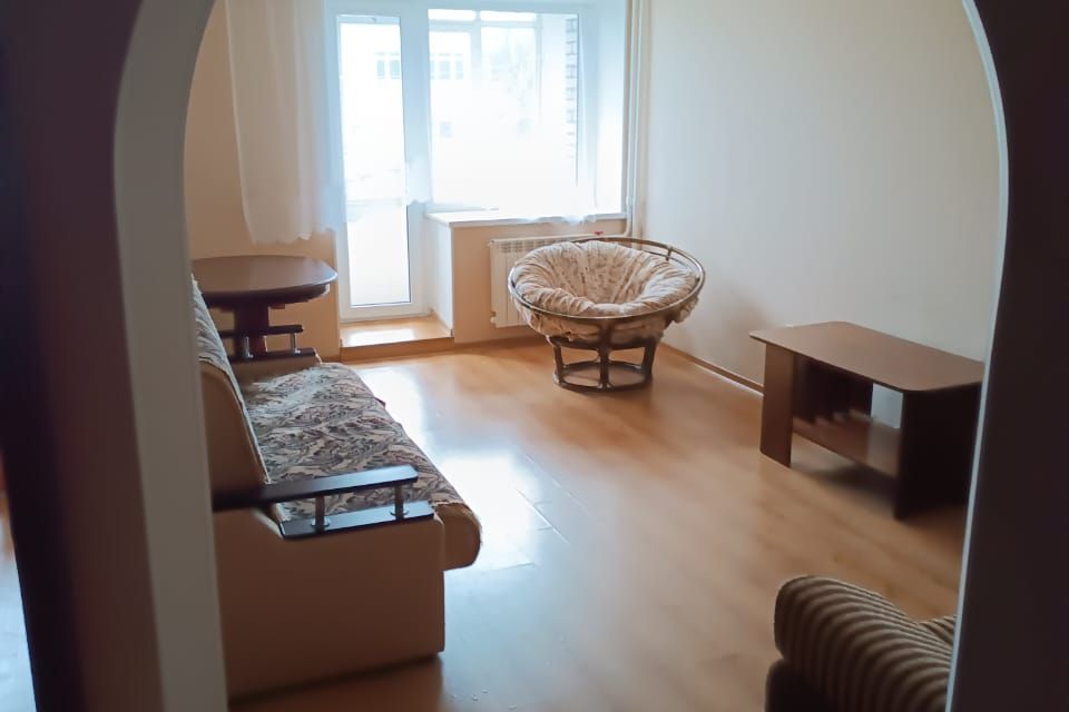 Сдаётся 1-комнатная квартира, 42 м²