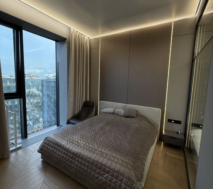 Сдаётся 2-комнатная квартира, 58 м²