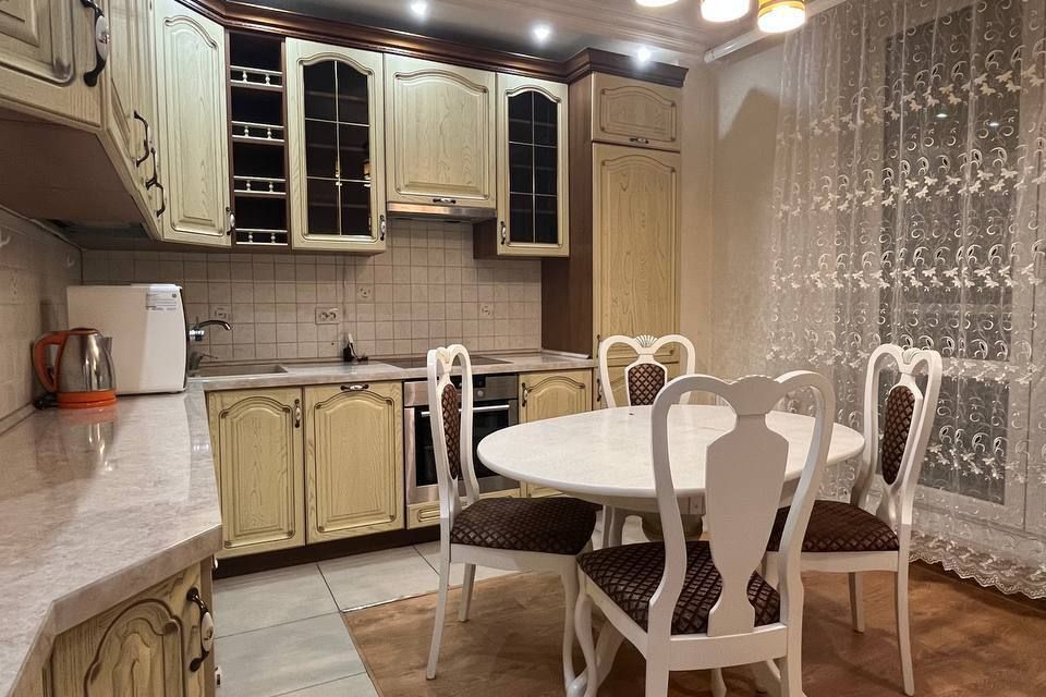 Сдаётся 2-комнатная квартира, 46 м²