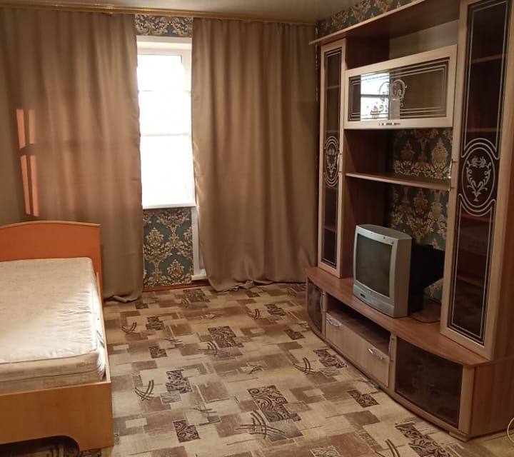 Сдаётся 1-комнатная квартира, 32 м²