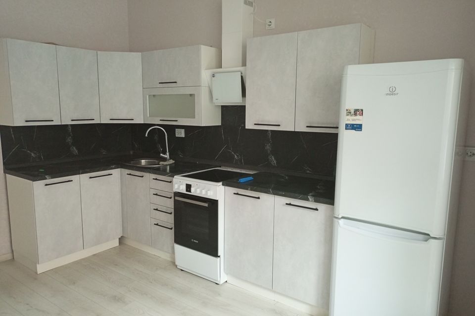 Сдаётся 1-комнатная квартира, 39 м²