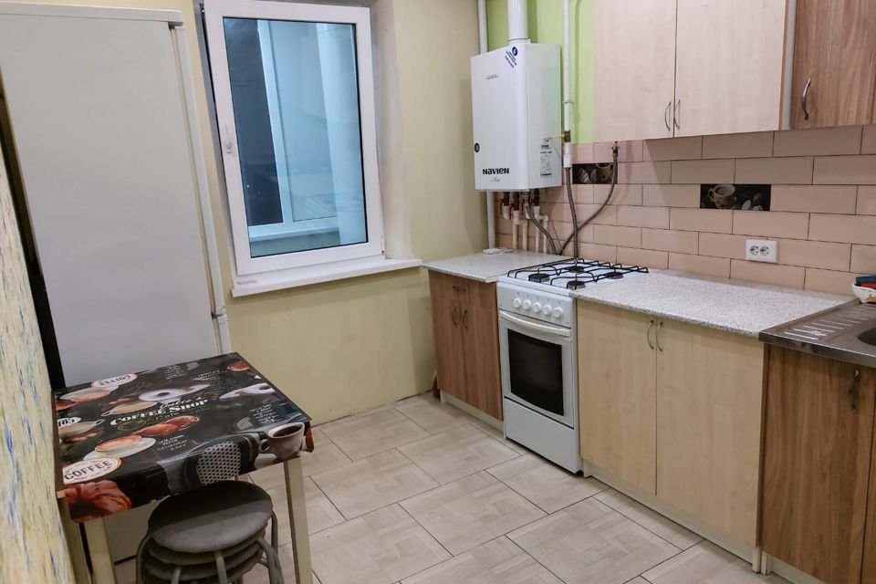 Сдаётся 1-комнатная квартира, 40 м²