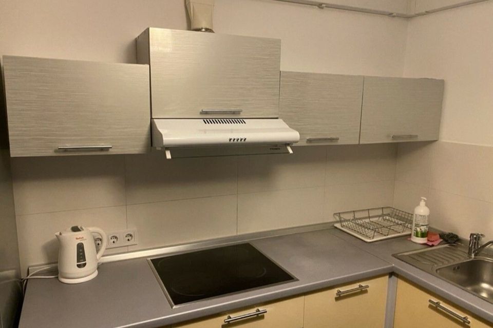 Сдаётся 1-комнатная квартира, 32 м²