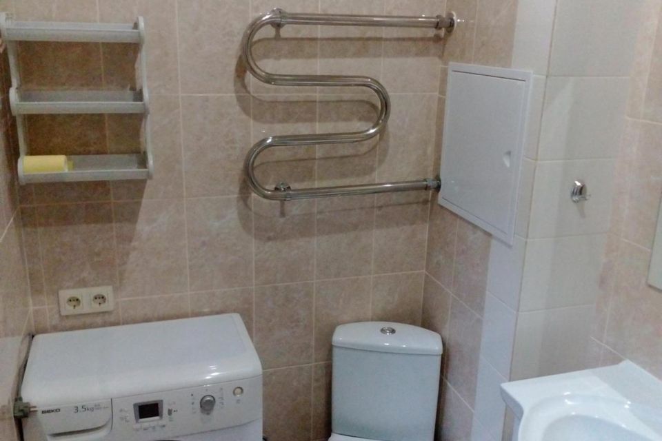 Сдаётся 1-комнатная квартира, 38 м²