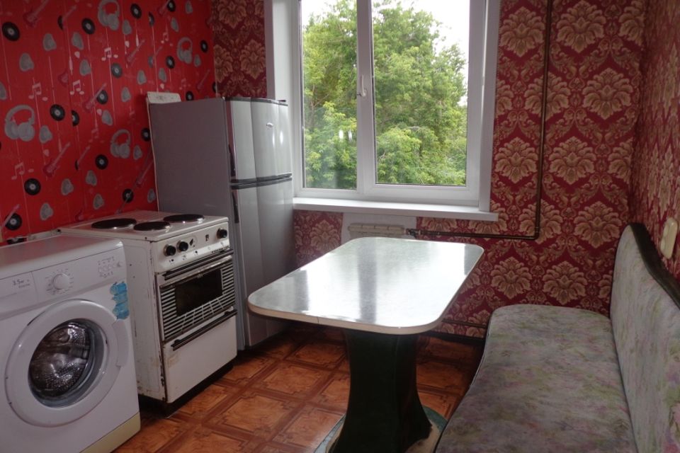 Сдаётся 2-комнатная квартира, 42 м²