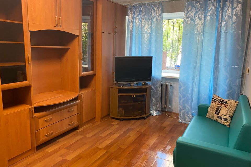 Сдаётся 1-комнатная квартира, 37 м²