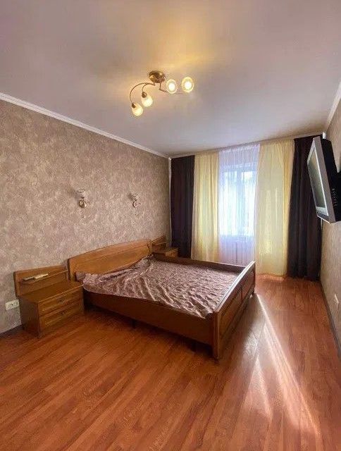 Сдаётся 2-комнатная квартира, 58 м²