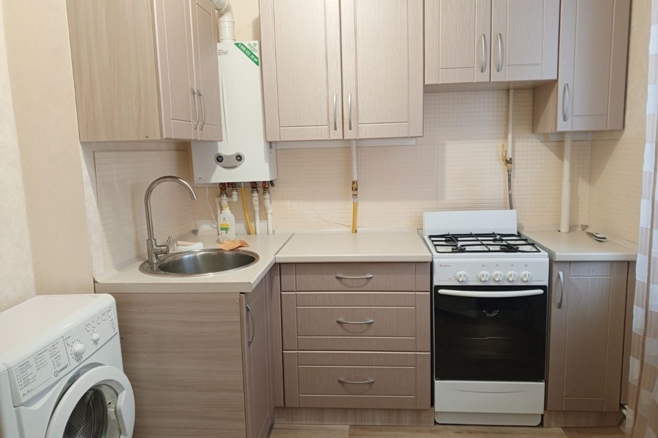 Сдаётся 1-комнатная квартира, 38 м²