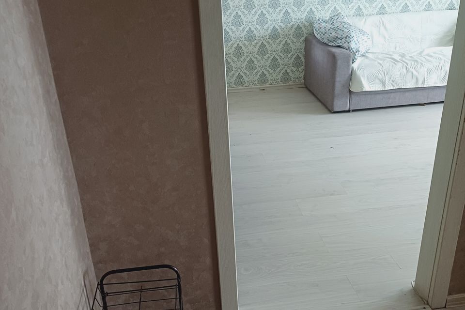 Сдаётся 1-комнатная квартира, 38 м²
