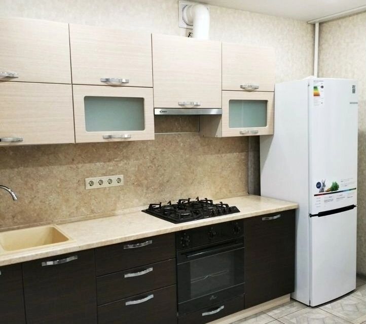 Сдаётся 1-комнатная квартира, 56 м²