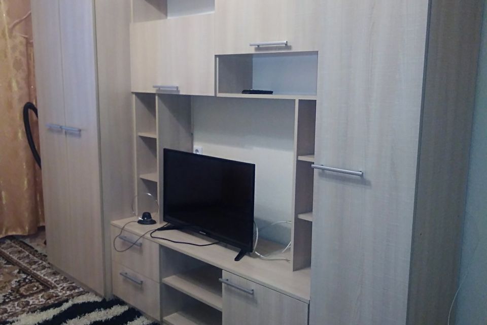 Сдаётся 1-комнатная квартира, 42 м²