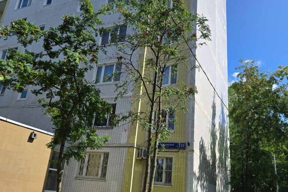 Сдаётся 2-комнатная квартира, 55 м²