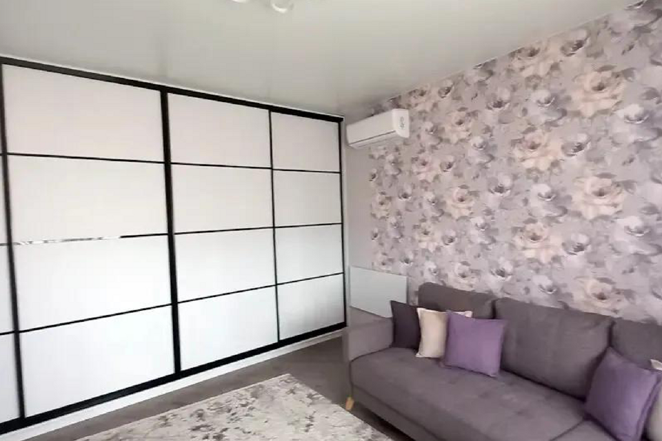 Сдаётся 1-комнатная квартира, 40 м²
