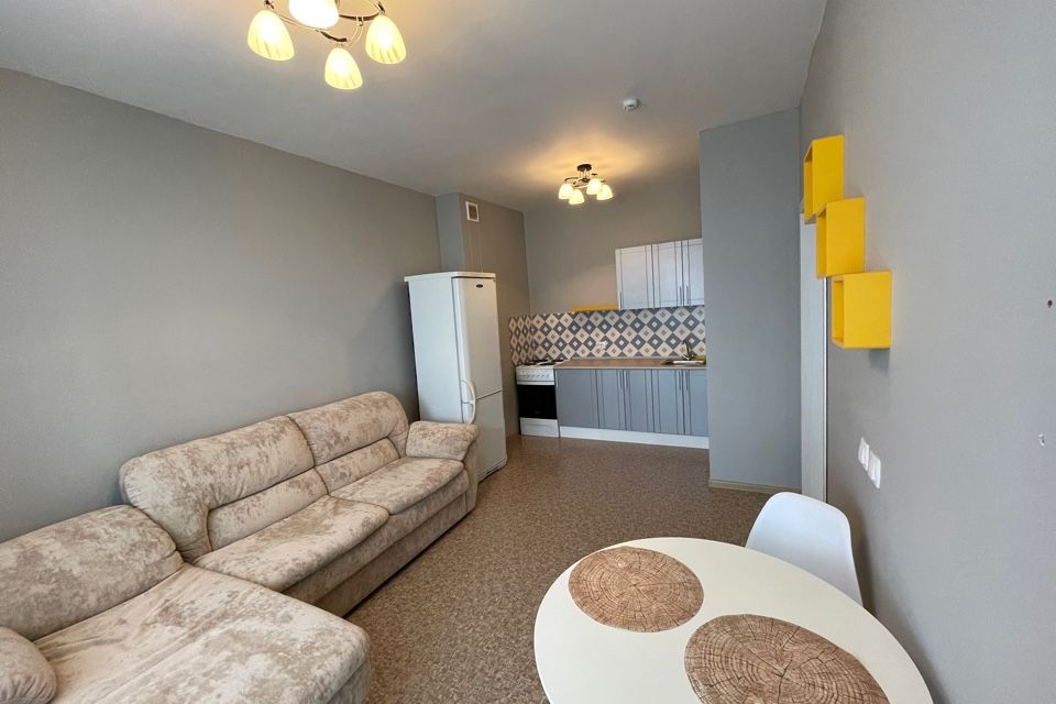 Сдаётся 2-комнатная квартира, 38 м²
