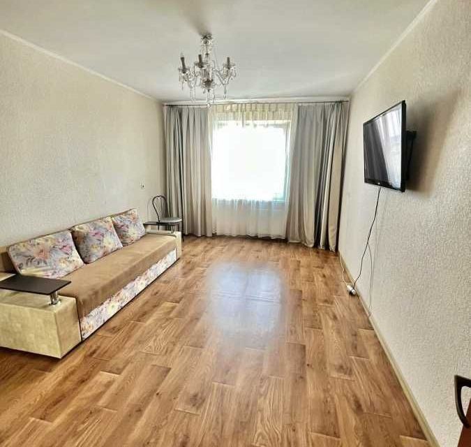 Сдаётся 1-комнатная квартира, 37 м²