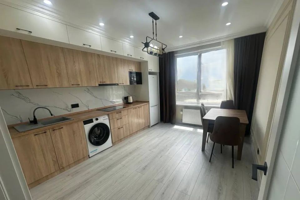 Сдаётся 1-комнатная квартира, 38 м²