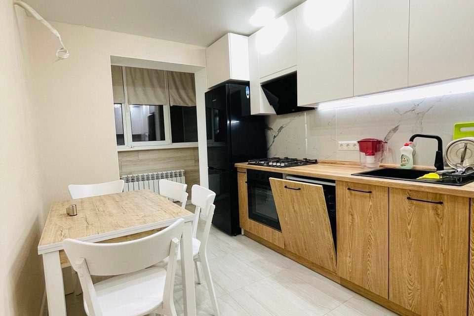 Сдаётся 1-комнатная квартира, 39 м²