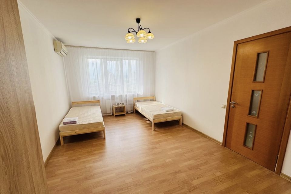 Сдаётся 1-комнатная квартира, 40 м²