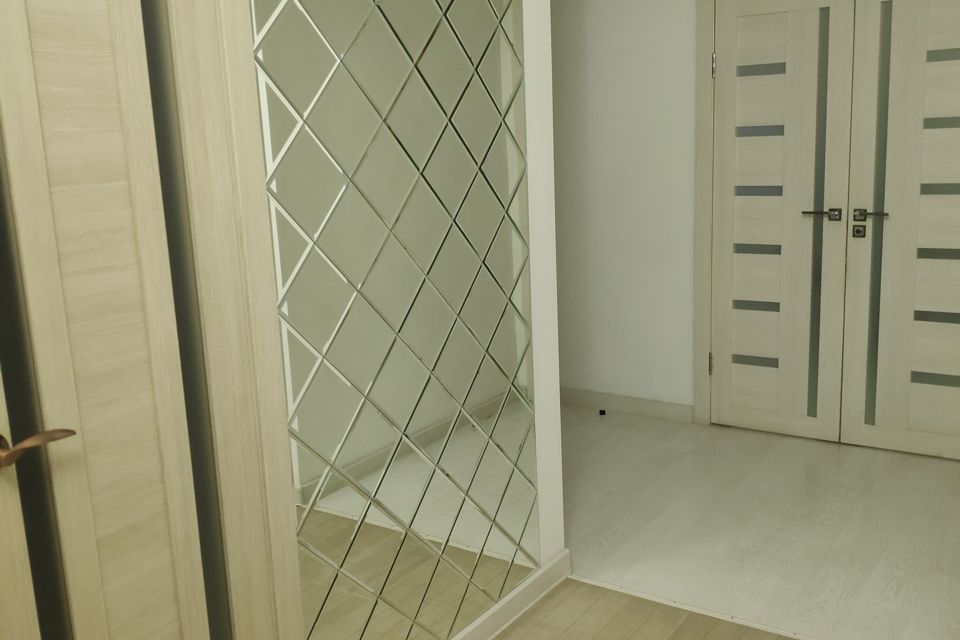 Сдаётся 2-комнатная квартира, 82 м²