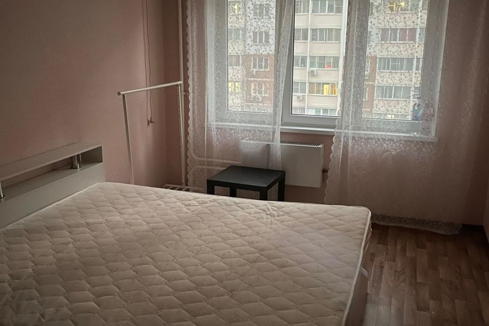 Сдаётся 1-комнатная квартира, 35 м²