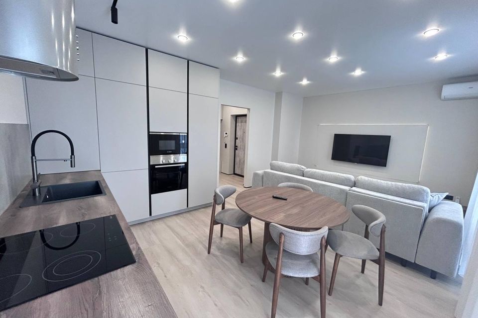 Сдаётся 2-комнатная квартира, 68 м²