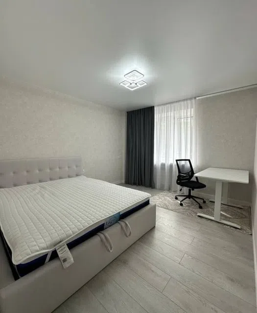Сдаётся 3-комнатная квартира, 86 м²