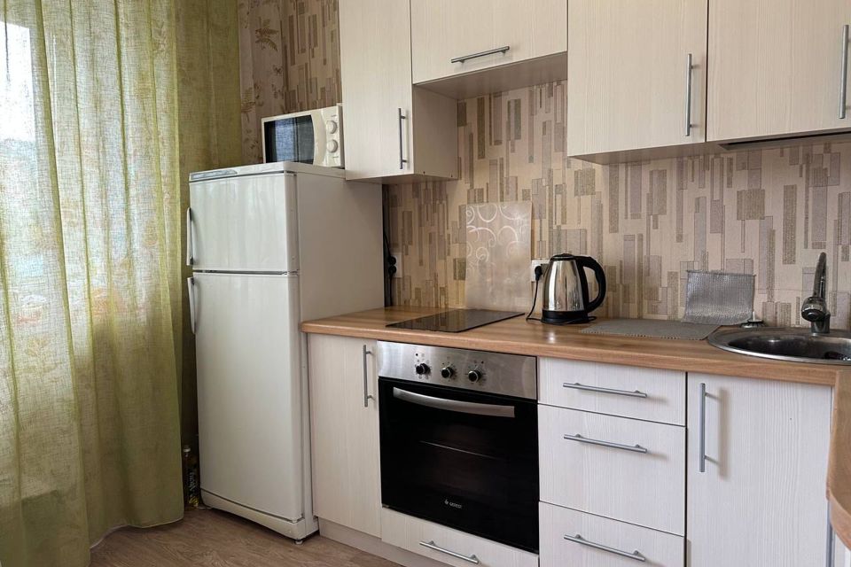 Сдаётся 1-комнатная квартира, 41 м²