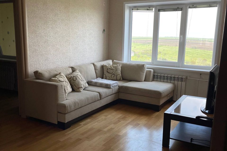 Сдаётся 3-комнатная квартира, 58.2 м²