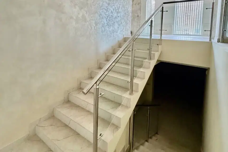 Сдаётся помещение своб. назначения, 309 м²